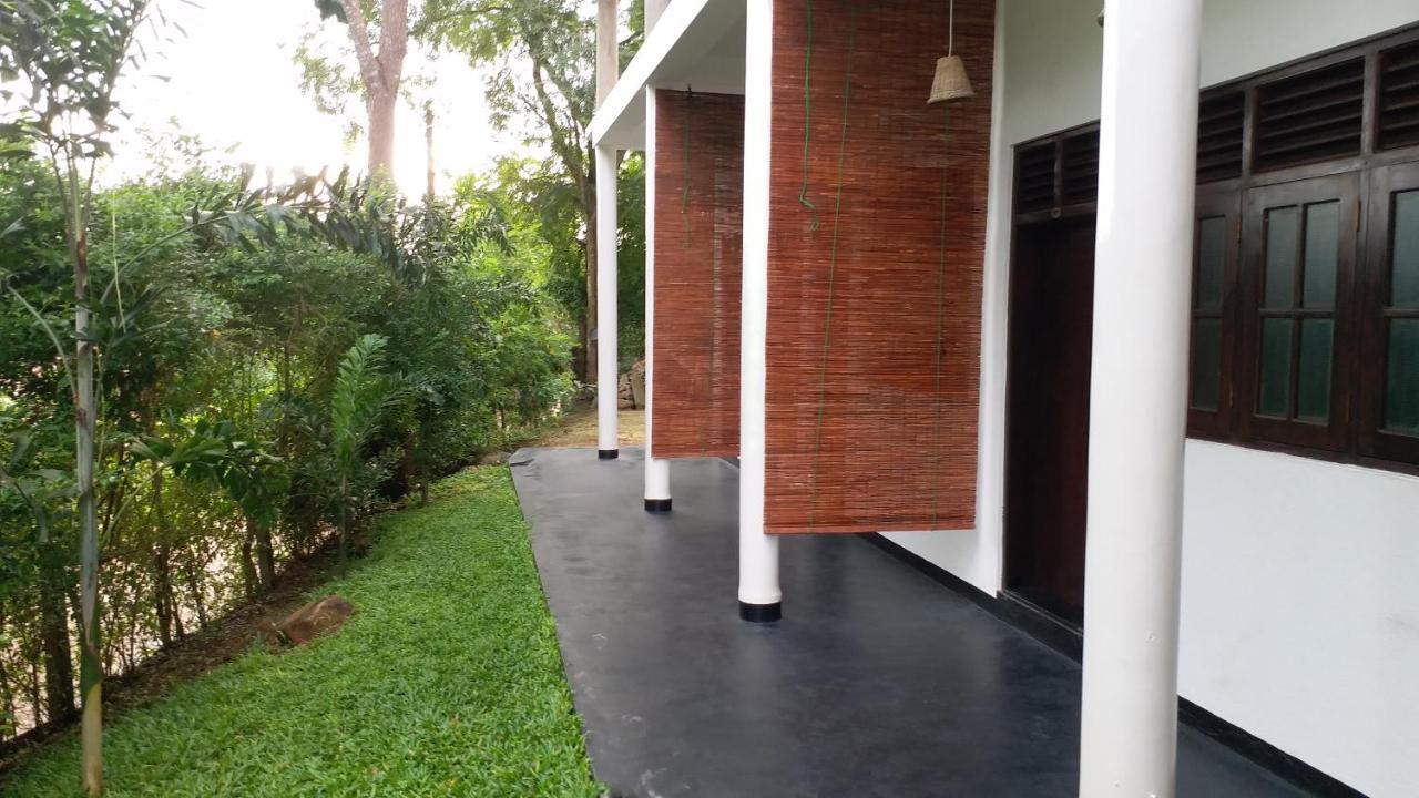 Tamarind Blue Hotell Tangalle Exteriör bild